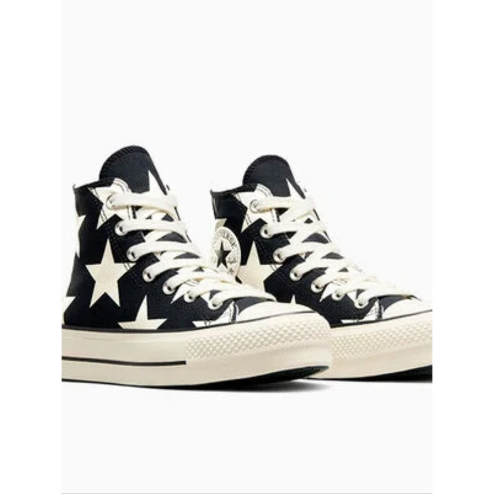 Converse Chuck Taylor All Star Lift Large Stars Sneakers - Picture 2 of 16